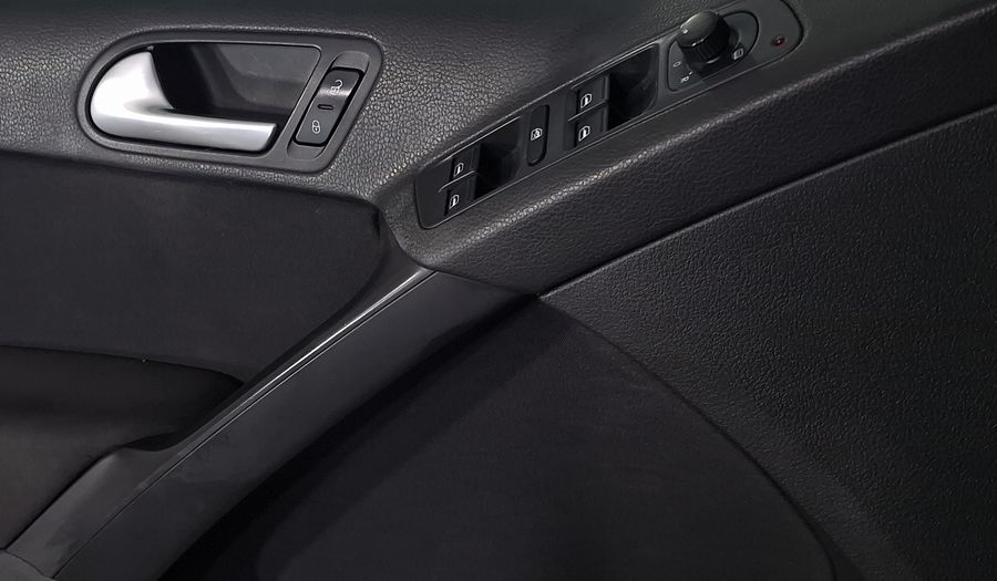Volkswagen Tiguan 2.0 TFSI NATIVE AT Suv 2013