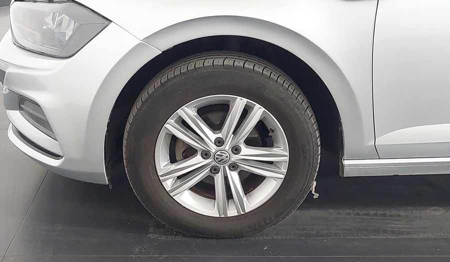 Volkswagen Polo 1.6 Hatchback 2018