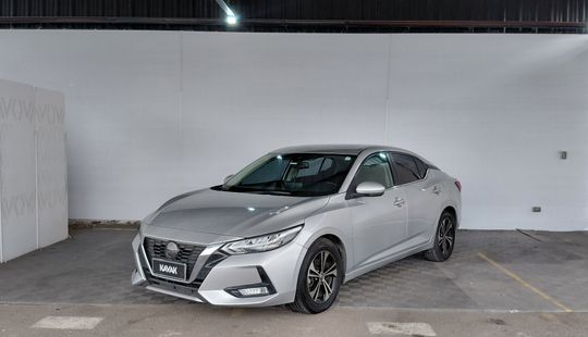 Nissan • Sentra