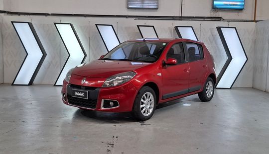 Renault • Sandero