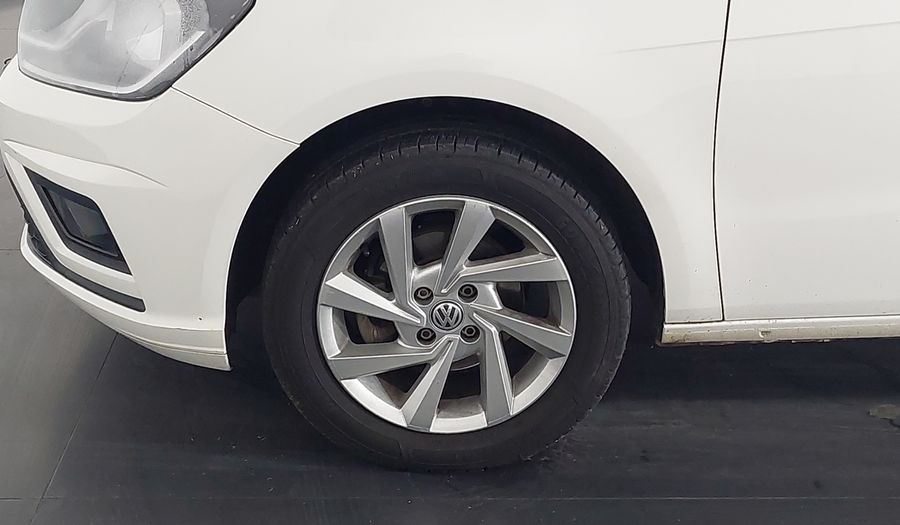 Volkswagen Voyage 1.6 AT Sedan 2019