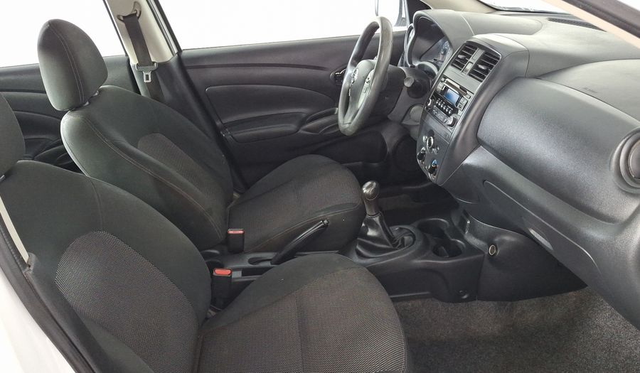 Nissan Versa 1.6 SENSE Sedan 2018