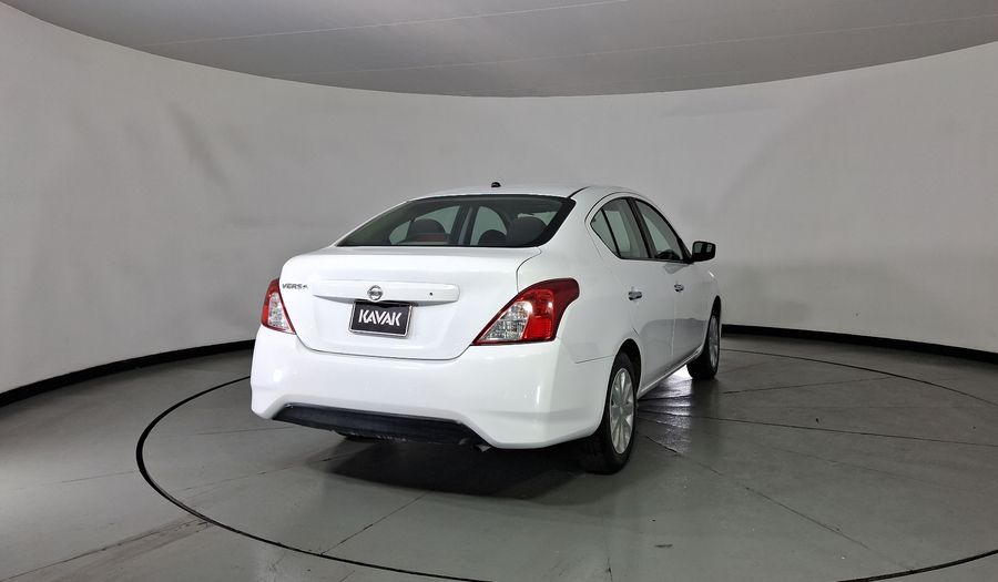 Nissan Versa 1.6 SENSE Sedan 2018