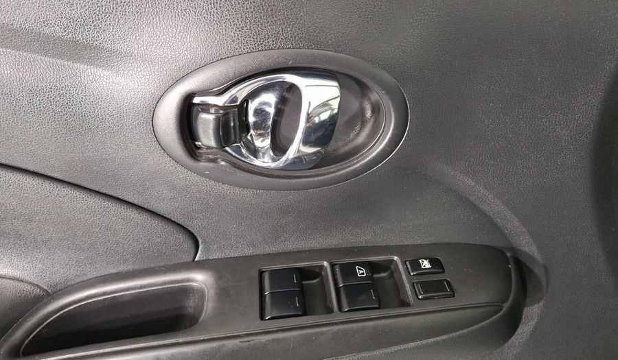 Nissan Versa 1.6 SENSE Sedan 2018