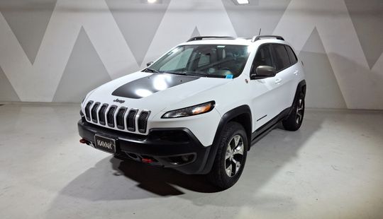 Jeep • Cherokee