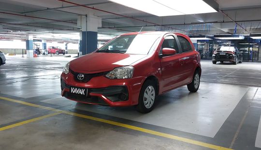 Toyota • Etios
