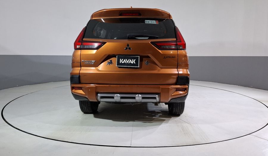 Mitsubishi Xpander 1.5 CROSS AUTO Minivan 2024