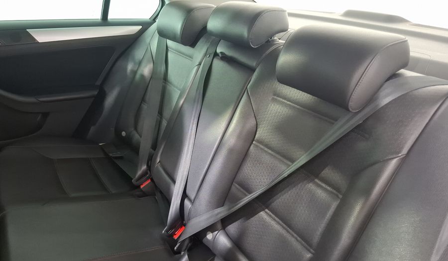 Volkswagen Jetta 2.5 SPORT BASE TIPTRONIC Sedan 2014