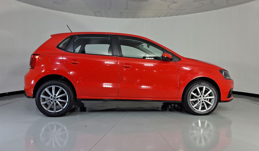 Volkswagen Polo 1.6 COMFORTLINE PLUS AUTO Hatchback 2020