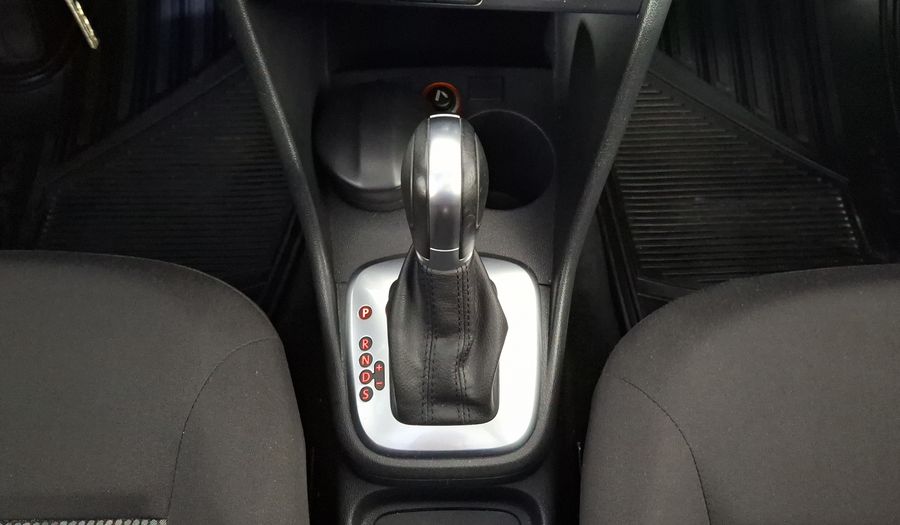 Volkswagen Polo 1.6 COMFORTLINE PLUS AUTO Hatchback 2020