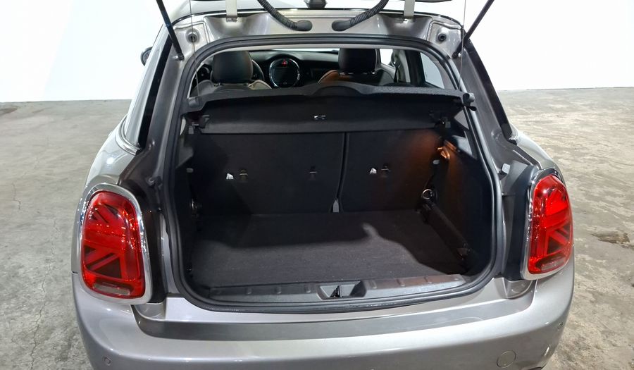 Mini Cooper 1.5 COOPER CHILI DCT Hatchback 2019