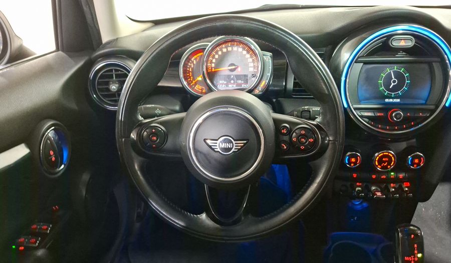 Mini Cooper 1.5 COOPER CHILI DCT Hatchback 2019