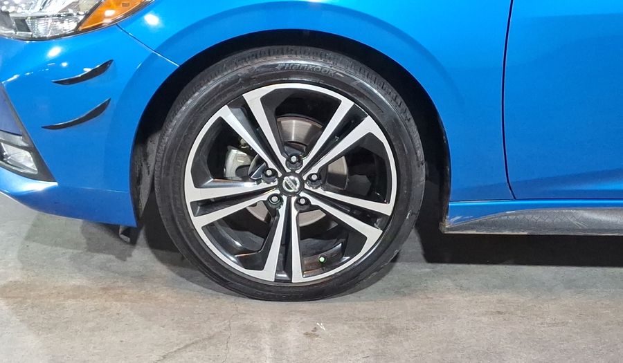Nissan Sentra 2.0 SR CVT Sedan 2021