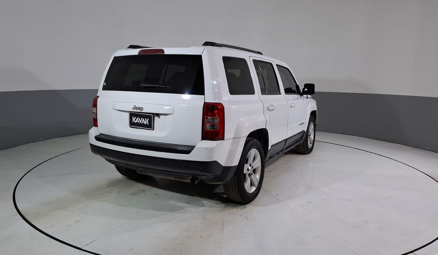 Jeep Patriot 2.4 SPORT FWD CVT Suv 2011