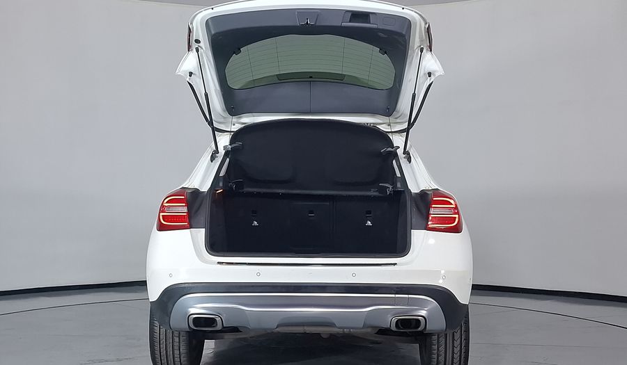 Mercedes Benz Clase Gla 1.6 GLA 200 CGI SPORT Suv 2016