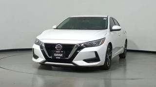 Nissan • Sentra
