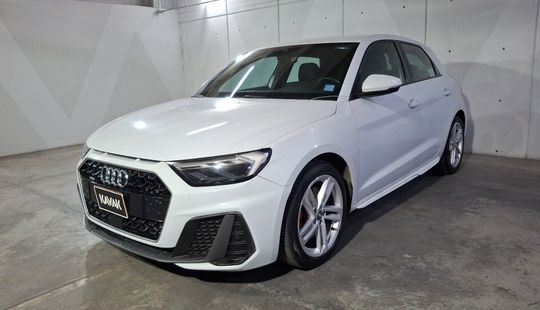 Audi • A1