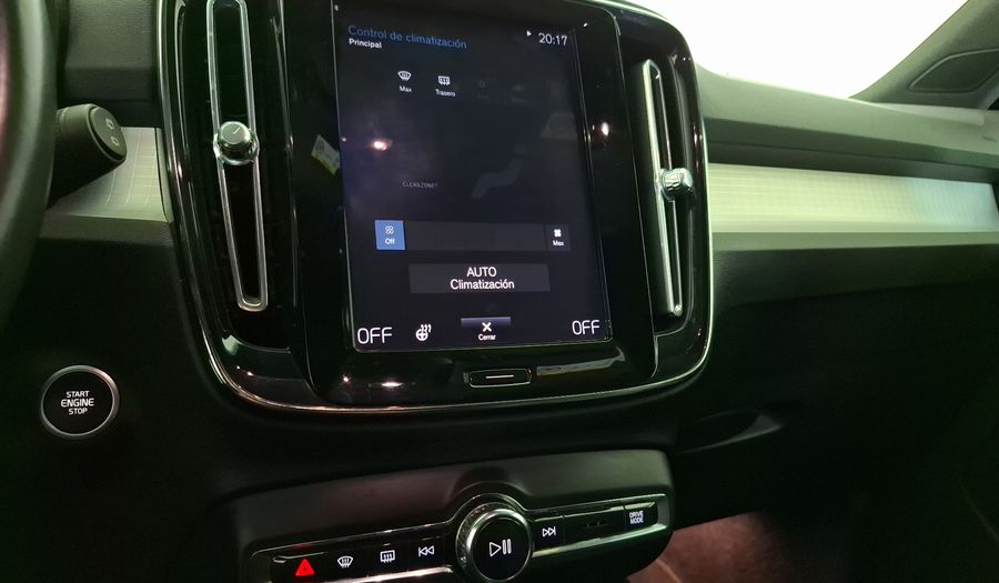 Volvo Xc40 2.0 D4 MOMENTUM AUTO 4WD Suv 2020