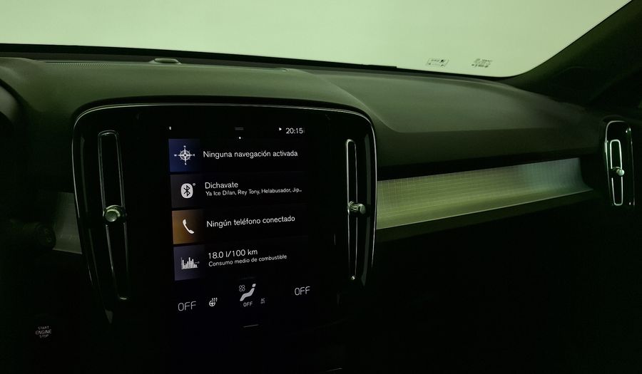 Volvo Xc40 2.0 D4 MOMENTUM AUTO 4WD Suv 2020