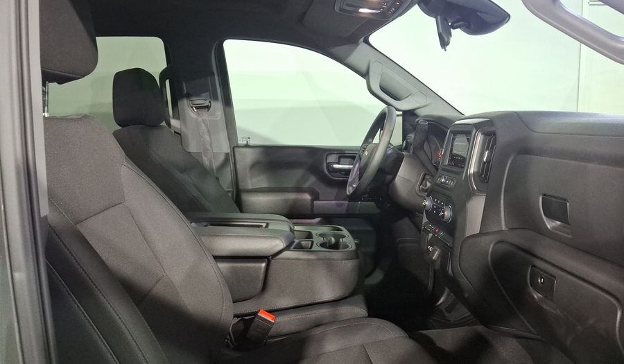 Chevrolet Silverado 1500 5.3 SILVERADO CUSTOM K AUTO 4WD Pickup 2025