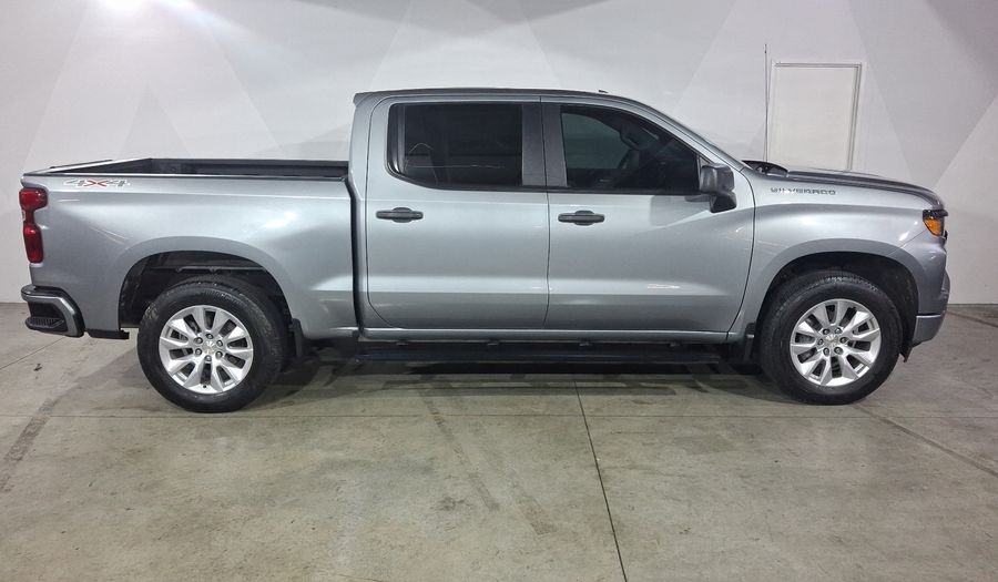 Chevrolet Silverado 1500 5.3 SILVERADO CUSTOM K AUTO 4WD Pickup 2025