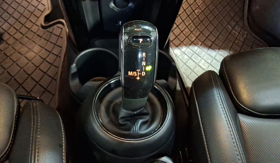Mini Cooper 1.5 COOPER CLASSIC DCT Hatchback 2022
