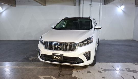 Kia • Sorento