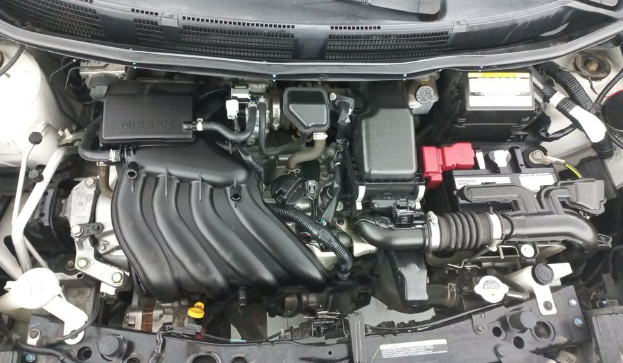 Nissan March 1.6 ADVANCE Hatchback 2021