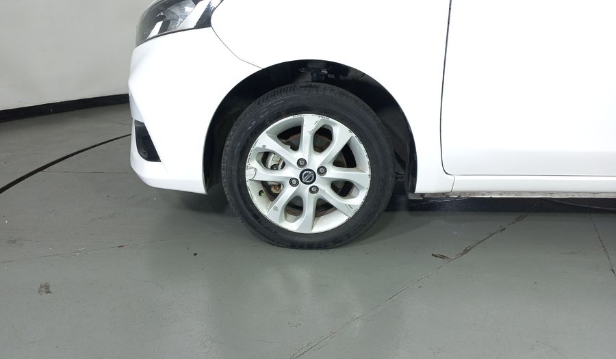 Nissan March 1.6 ADVANCE Hatchback 2021