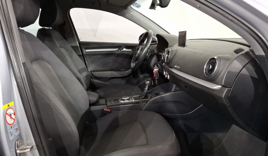Audi A3 1.4 35 DYNAMIC DCT Sedan 2019