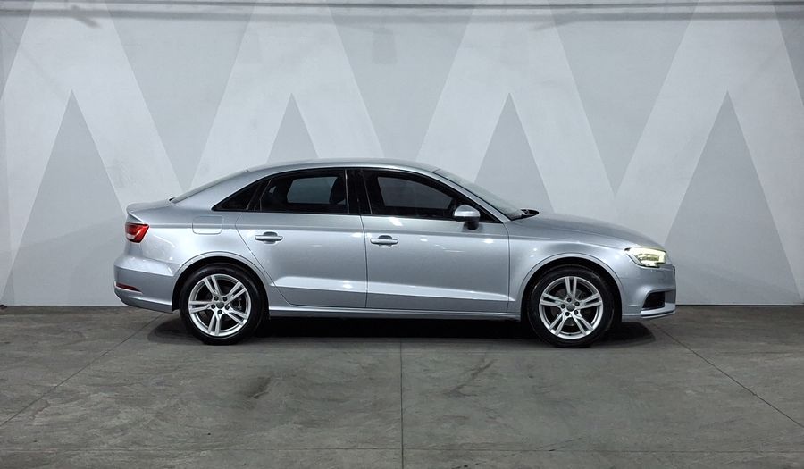Audi A3 1.4 35 DYNAMIC DCT Sedan 2019