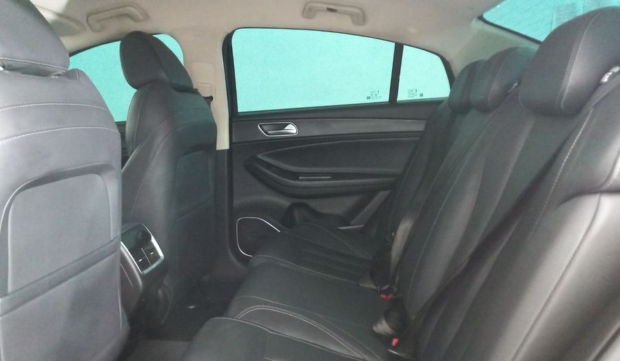 Omoda O5 1.5 LIFE CVT Sedan 2024