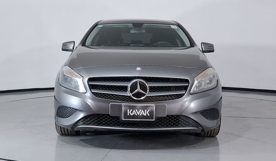 Mercedes Benz Clase A 1.6 180 CGI 7G-DCT Hatchback 2016