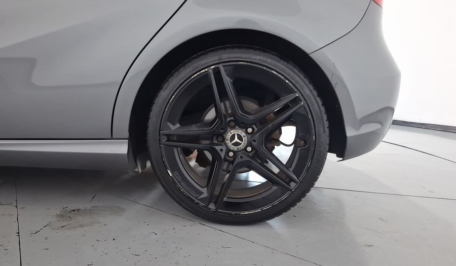 Mercedes Benz Clase A 1.6 180 CGI 7G-DCT Hatchback 2016