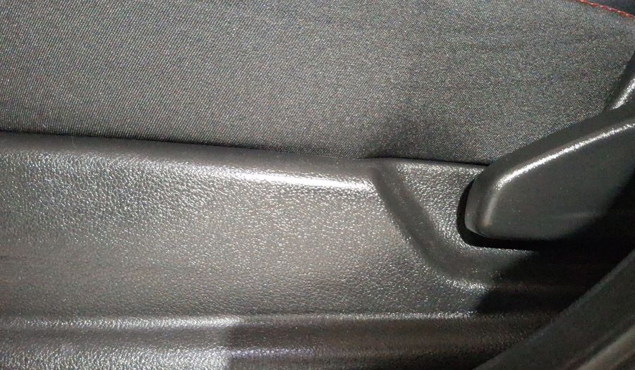 Renault Kwid 1.0 INTENS Hatchback 2025