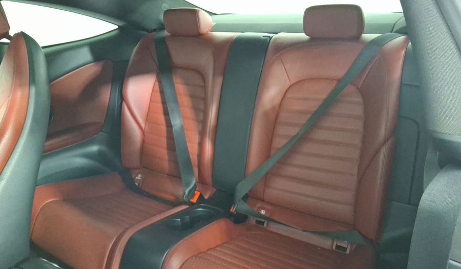 Mercedes Benz Clase C 2.0 300 AUTO Coupe 2019