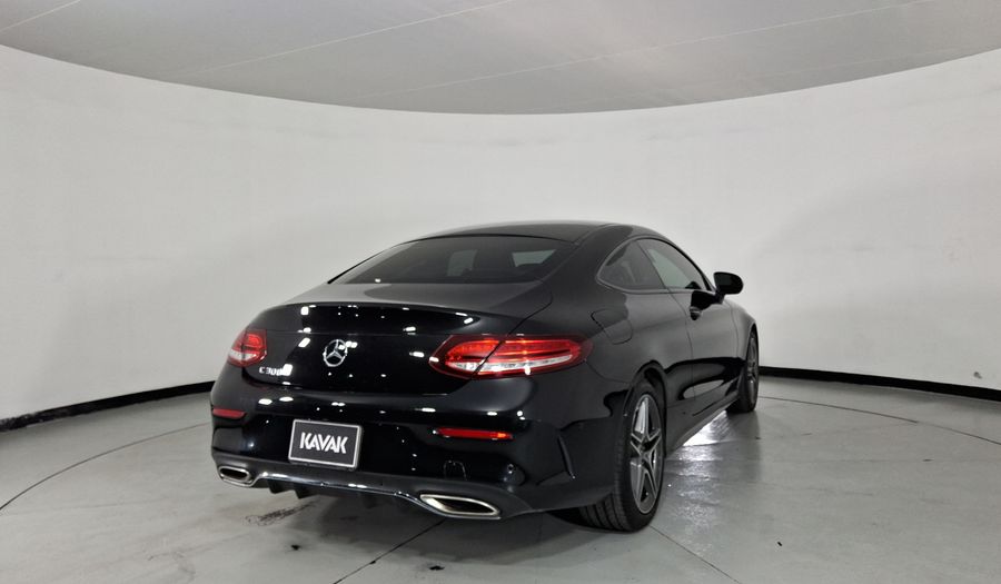 Mercedes Benz Clase C 2.0 300 AUTO Coupe 2019