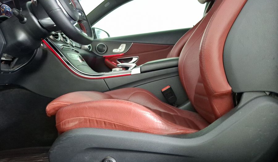 Mercedes Benz Clase C 2.0 300 AUTO Coupe 2019