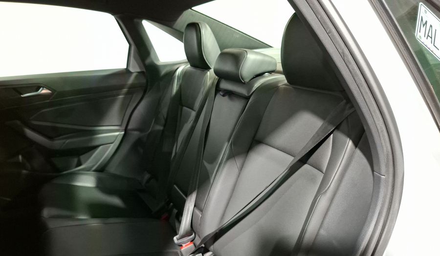 Volkswagen Jetta 1.4 R-LINE AUTO Sedan 2019