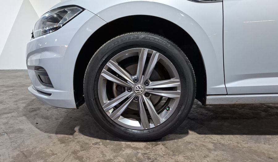 Volkswagen Jetta 1.4 R-LINE AUTO Sedan 2019