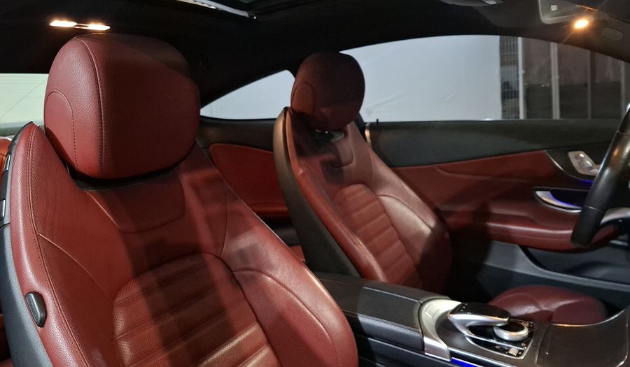 Mercedes Benz Clase C 2.0 300 AUTO Coupe 2019