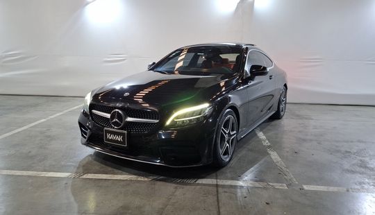 Mercedes Benz • Clase C