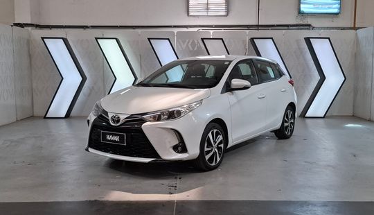 Toyota • Yaris