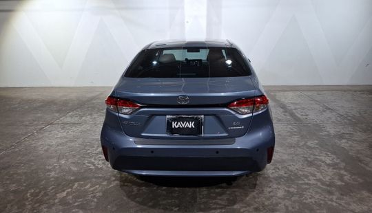 Toyota • Corolla