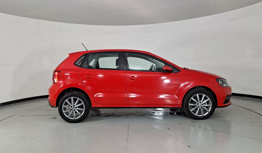 Volkswagen Polo 1.6 COMFORTLINE PLUS AUTO Hatchback 2020