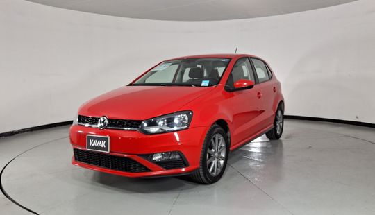 Volkswagen • Polo