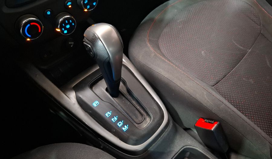 Chevrolet Onix 1.4 LTZ AT Hatchback 2015