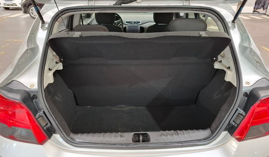 Chevrolet Onix 1.4 LTZ AT Hatchback 2015