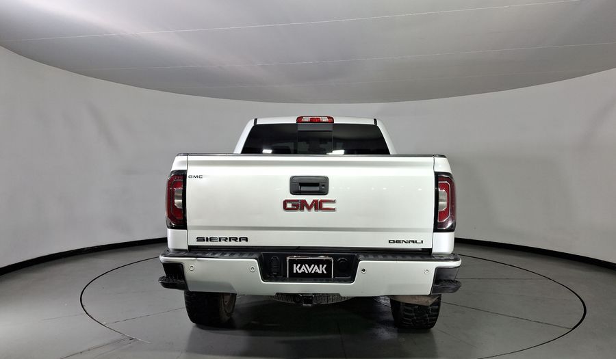 Gmc Sierra 6.2 DENALI E AT 4WD Pickup 2016