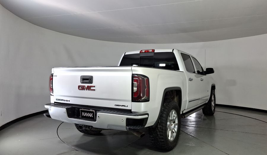 Gmc Sierra 6.2 DENALI E AT 4WD Pickup 2016